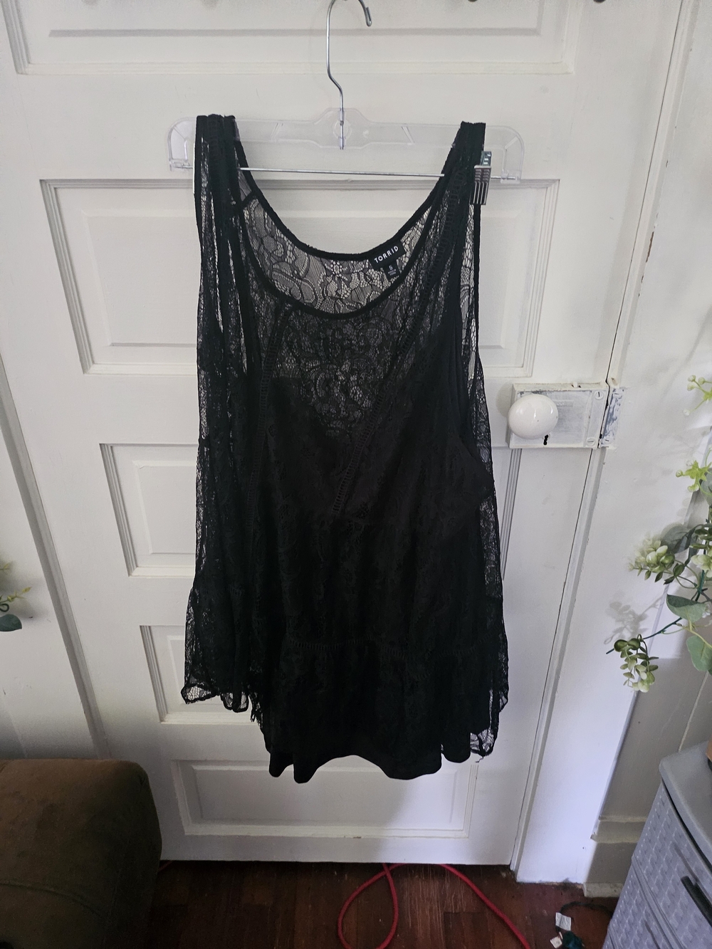 Black Lace Sleeveless Top